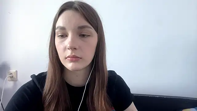 Snapshot of JuleCawood chatting on May 31, 4:03 pm JuleCawood online show from May 31, 4:03 pm