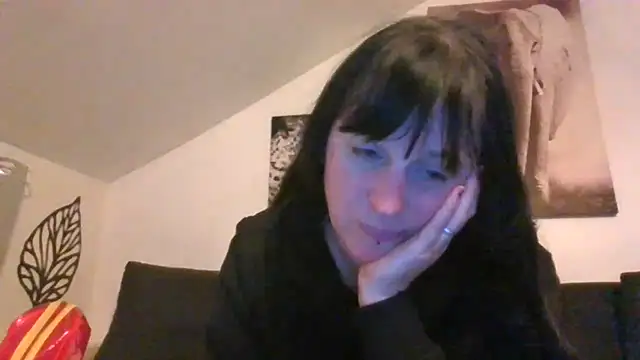 Snapshot of sexujuly88 chatting on May 13, 10:06 pm sexujuly88 online show from May 13, 10:06 pm