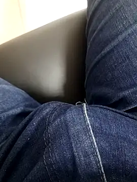 Snapshot of Onesome_Lick chatting on June 9, 2:28 pm Onesome Lick online show from June 9, 2:28 pm