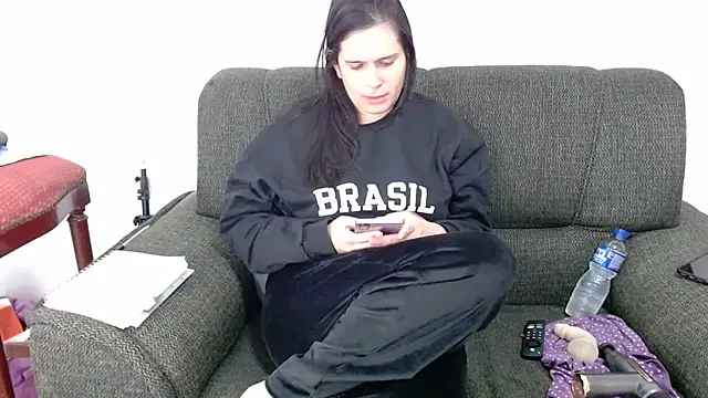 NinaMendes online show from July 7, 10:41 am