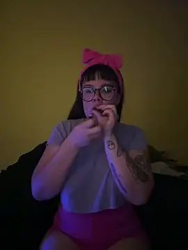 Snapshot of H0oneyBabyyy chatting on July 2, 3:23 am H0oneyBabyyy online show from July 2, 3:23 am