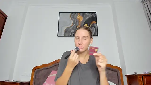 Snapshot of SofiClimbing chatting on November 22, 9:41 am SofiClimbing online show from November 22, 9:41 am