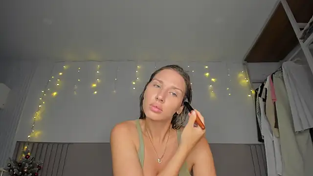 SofiClimbing online show from February 1, 3:16 am