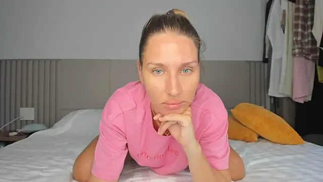 SofiClimbing online show from March 12, 3:45 am