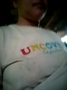 Snapshot of Yii_sexyy chatting on July 7, 11:20 pm Yii sexyy online show from July 7, 11:20 pm