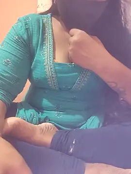 Snapshot of Tamilvalarmathi chatting on June 1, 11:56 am Tamilvalarmathi online show from June 1, 11:56 am