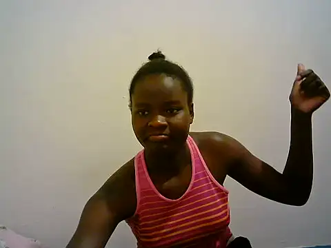 Snapshot of BerryJulie chatting on June 14, 9:00 am BerryJulie online show from June 14, 9:00 am