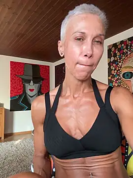 Snapshot of GymQueenCarmen chatting on July 19, 5:11 am GymQueenCarmen online show from July 19, 5:11 am