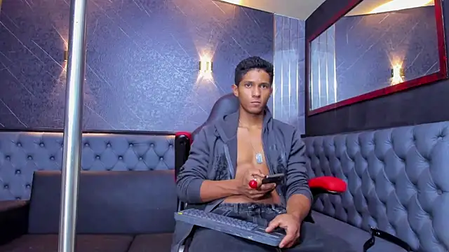 Yoel Blessed online show from June 18, 11:14 am