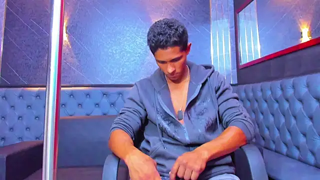 Yoel Blessed online show from June 26, 7:18 pm