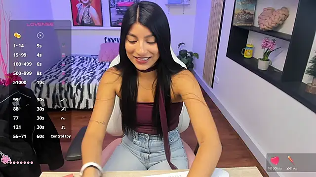 Hailey Adams online show from July 16, 12:22 pm