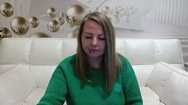Snapshot of Zara_main chatting on June 1, 1:46 pm Zara main online show from June 1, 1:46 pm