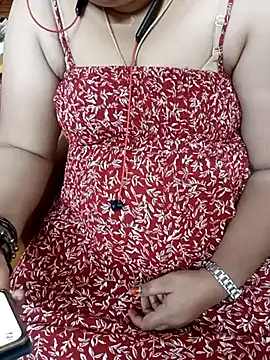 Snapshot of silky_rose29 chatting on June 11, 8:12 am silky rose29 online show from June 11, 8:12 am