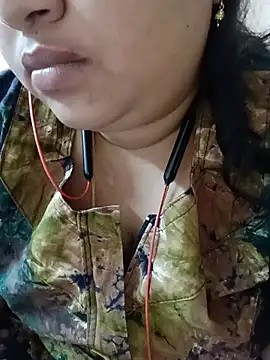 Snapshot of silky_rose29 chatting on July 5, 7:48 am silky rose29 online show from July 5, 7:48 am