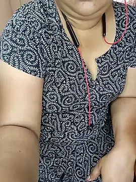 Snapshot of silky_rose29 chatting on July 14, 9:03 am silky rose29 online show from July 14, 9:03 am