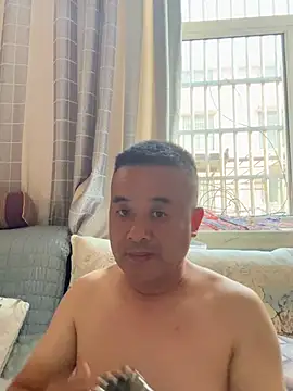 Snapshot of woailllll chatting on July 14, 11:27 am woailllll online show from July 14, 11:27 am