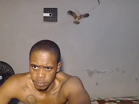 Snapshot of Frank_X_Husle chatting on July 25, 8:50 pm Frank X Husle online show from July 25, 8:50 pm