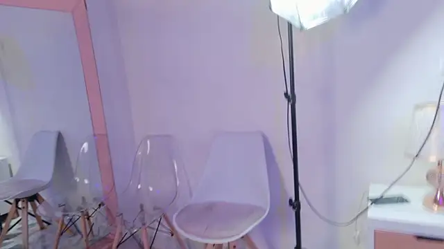 Snapshot of bunny_blush12 chatting on July 9, 7:07 pm bunny blush12 online show from July 9, 7:07 pm