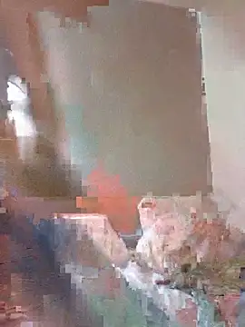 Snapshot of LeLucy chatting on June 9, 5:52 am LeLucy online show from June 9, 5:52 am