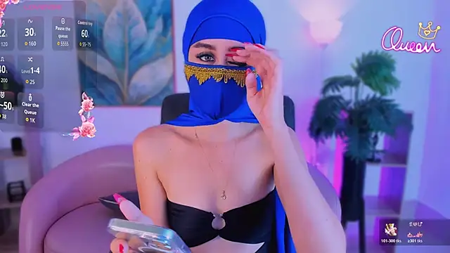 Snapshot of Alina_Malak chatting on June 28, 6:36 pm Alina Malak online show from June 28, 6:36 pm