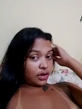 Snapshot of Silmara21 chatting on August 4, 4:31 pm Silmara21 online show from August 4, 4:31 pm