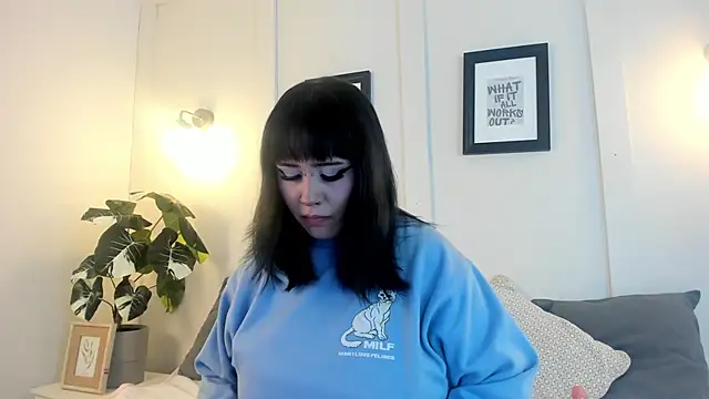 annyy catt online show from June 12, 3:38 am