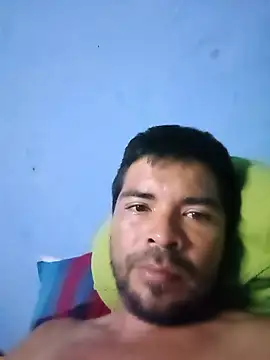 Snapshot of Masters-happyface chatting on June 2, 9:33 am Masters-happyface online show from June 2, 9:33 am