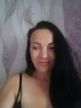 PrettyAngell  online show from June 26, 3:22 am