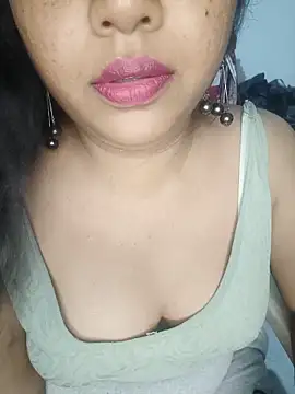 Snapshot of Baby_g77 chatting on June 12, 6:18 pm Baby g77 online show from June 12, 6:18 pm