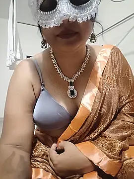 Snapshot of Baby_g77 chatting on June 18, 5:39 pm Baby g77 online show from June 18, 5:39 pm