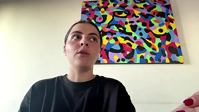 Snapshot of MarisaKomar chatting on June 5, 3:51 pm MarisaKomar online show from June 5, 3:51 pm
