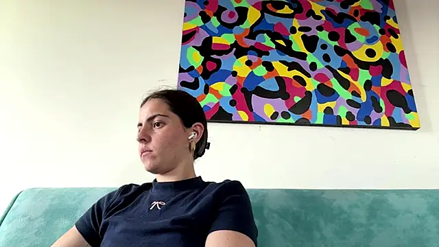 Snapshot of MarisaKomar chatting on June 8, 3:34 pm MarisaKomar online show from June 8, 3:34 pm