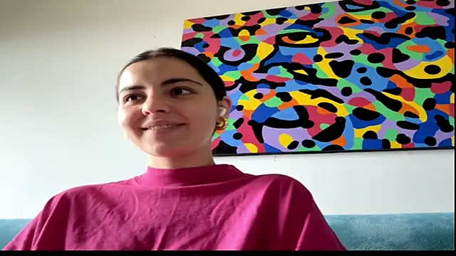 Snapshot of MarisaKomar chatting on June 27, 9:58 am MarisaKomar online show from June 27, 9:58 am