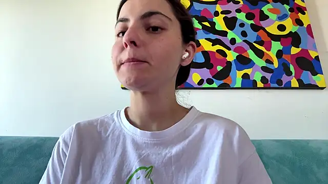 Snapshot of MarisaKomar chatting on June 29, 10:26 am MarisaKomar online show from June 29, 10:26 am