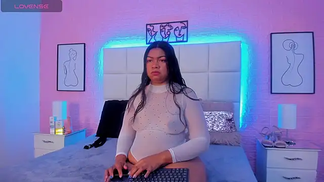 gabby scott online show from June 4, 12:00 pm