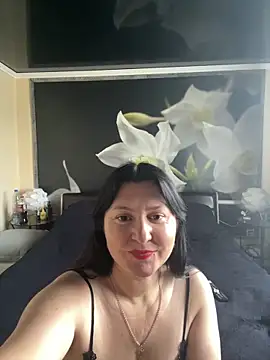 Snapshot of WickedSmile chatting on July 1, 8:27 am WickedSmile online show from July 1, 8:27 am