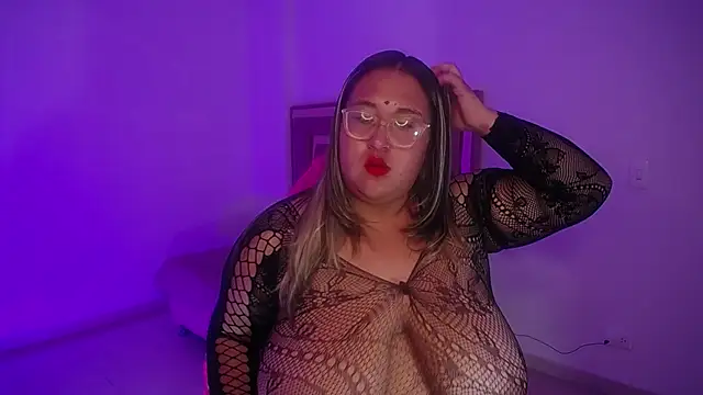 Snapshot of HoneyBunnyBBW chatting on July 23, 2:42 am HoneyBunnyBBW online show from July 23, 2:42 am