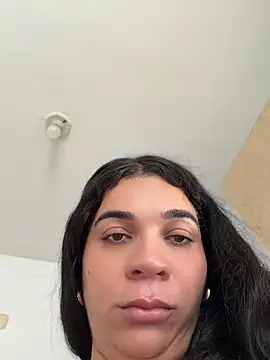 Snapshot of Siri_Luxx chatting on July 1, 9:03 pm Siri Luxx online show from July 1, 9:03 pm