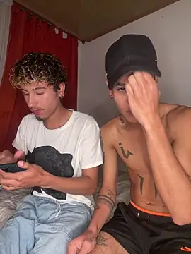 Snapshot of Dittoandpayton chatting on June 23, 5:16 am Dittoandpayton online show from June 23, 5:16 am