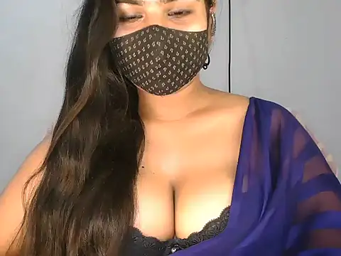 Snapshot of Curvy_Deepa chatting on June 6, 6:01 pm Curvy Deepa online show from June 6, 6:01 pm