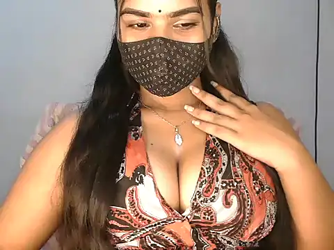 Snapshot of Curvy_Deepa chatting on June 10, 5:56 pm Curvy Deepa online show from June 10, 5:56 pm