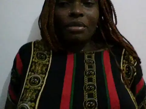 Snapshot of MissElsie21 chatting on June 12, 8:30 pm MissElsie21 online show from June 12, 8:30 pm