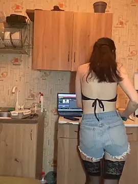 Snapshot of misipissi chatting on June 10, 10:52 pm misipissi online show from June 10, 10:52 pm