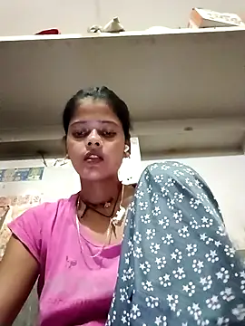 Snapshot of Hot_bhabi0123 chatting on July 22, 6:27 am Hot bhabi0123 online show from July 22, 6:27 am