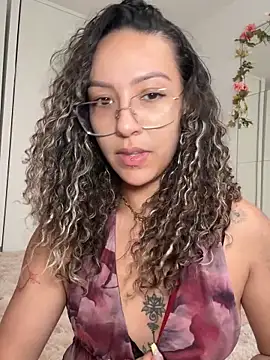 leana bgeee online show from June 18, 2:54 pm