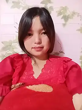 Snapshot of Linna-bae chatting on June 12, 12:42 am Linna-bae online show from June 12, 12:42 am