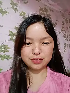 Snapshot of Linna-bae chatting on June 14, 2:24 am Linna-bae online show from June 14, 2:24 am