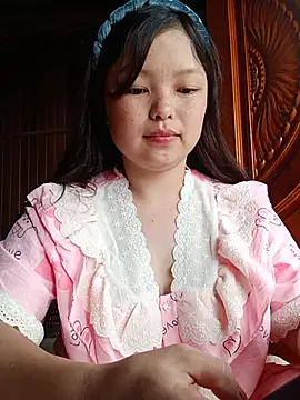 Snapshot of Linna-bae chatting on July 1, 9:22 am Linna-bae online show from July 1, 9:22 am