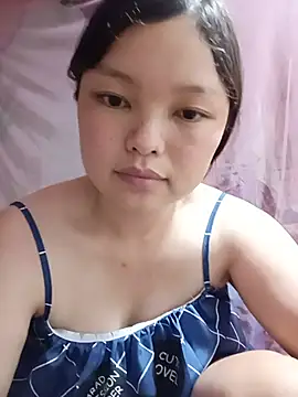 Snapshot of Linna-bae chatting on July 11, 2:42 pm Linna-bae online show from July 11, 2:42 pm