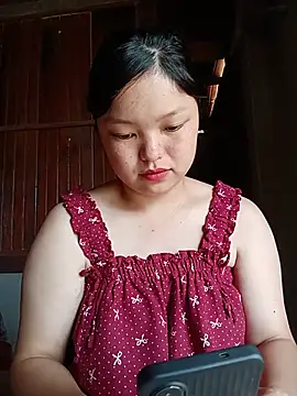 Snapshot of Linna-bae chatting on July 15, 1:55 am Linna-bae online show from July 15, 1:55 am